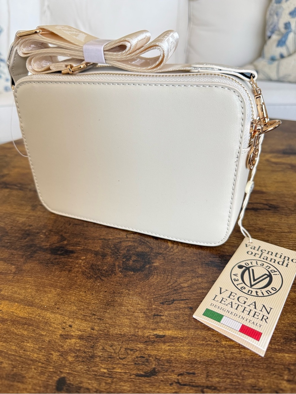 Valentino Orlandi Cream Vegan Leather Crossbody Bag with Gold Studs NWT - Picture 2 of 8